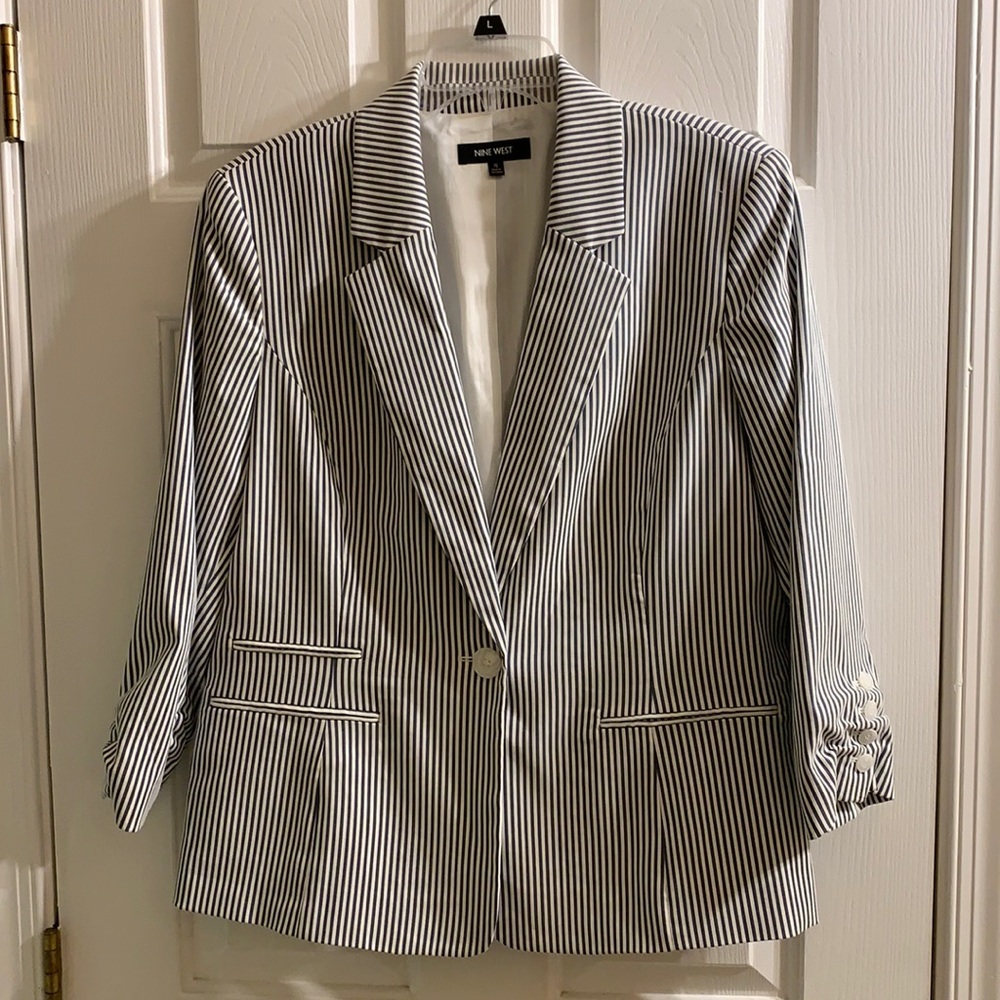 Nine West blazer/jacket size 16
